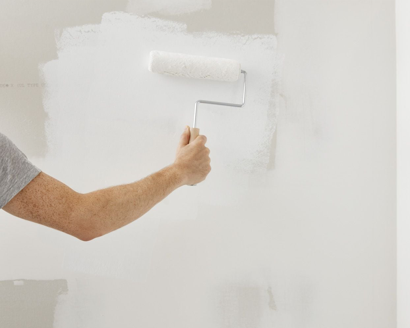 Sơn Phủ Ngoại Thất – Giải Pháp Bảo Vệ Tường Nhà Bền Đẹp Trước Thời Tiết