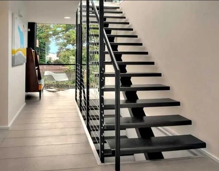 Banner Cầu Thang Thép Xương Cá