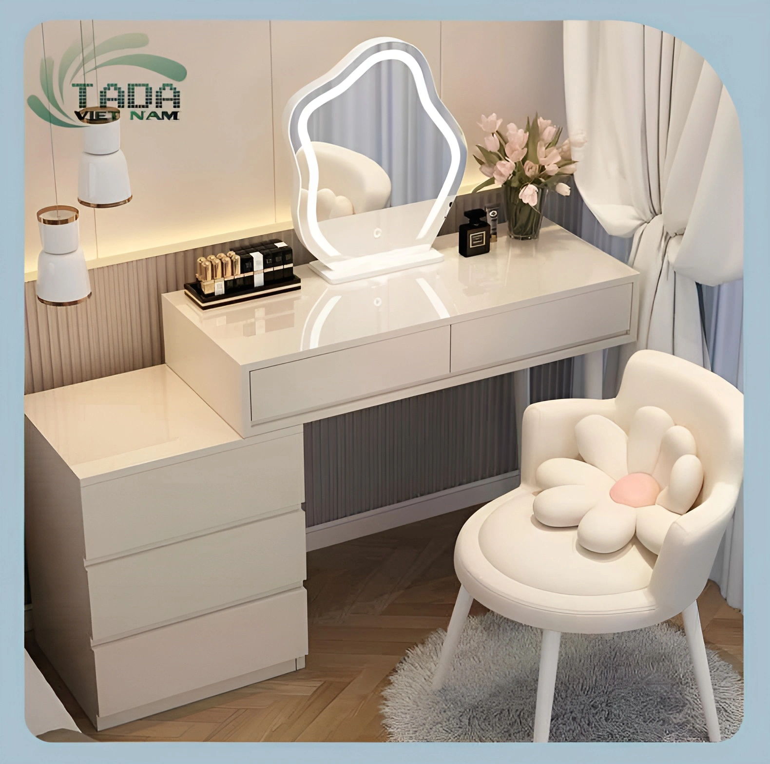 Bàn Trang Điểm – Góc Làm Đẹp Tinh Tế Trong Phòng Ngủ